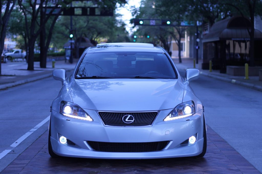 Lexus IS250 Headlights - Xlraceparts.com